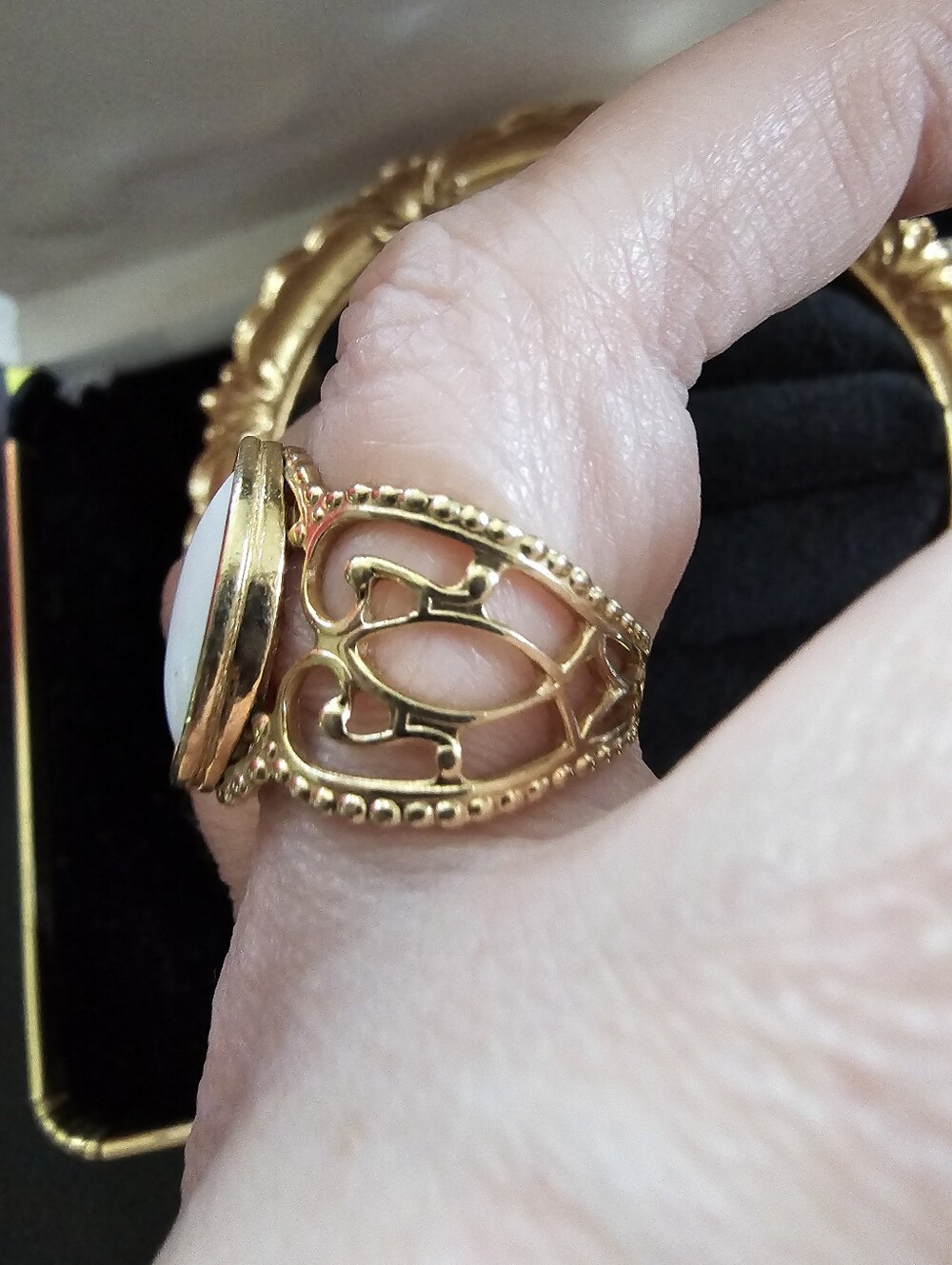 Vintage Sarah Conventry Ring - Picture 4 of 5